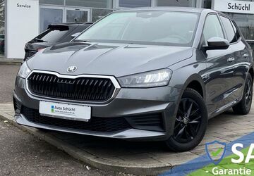 Skoda Fabia 23.121 km 18.348 &euro; Schrobenhausen-Edelshsn. 86529