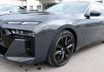 BMW 740 4.003 km 104.999 &euro; Manching 85077