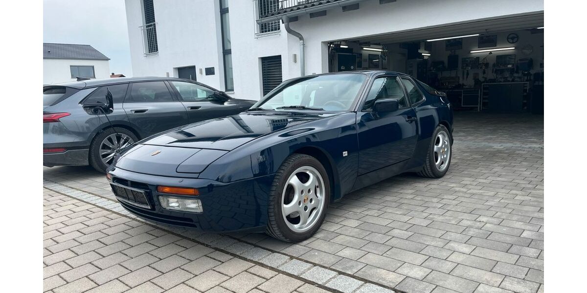 Porsche 944 157.000 km 20.900 &euro; Stammham 85134