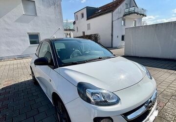 Opel Adam 97.000 km 9.700 &euro; Manching 85077
