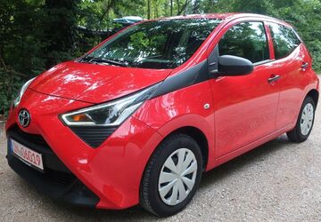 Toyota Aygo (X) 61.300 km 8.950 &euro; Ingolstadt 85053