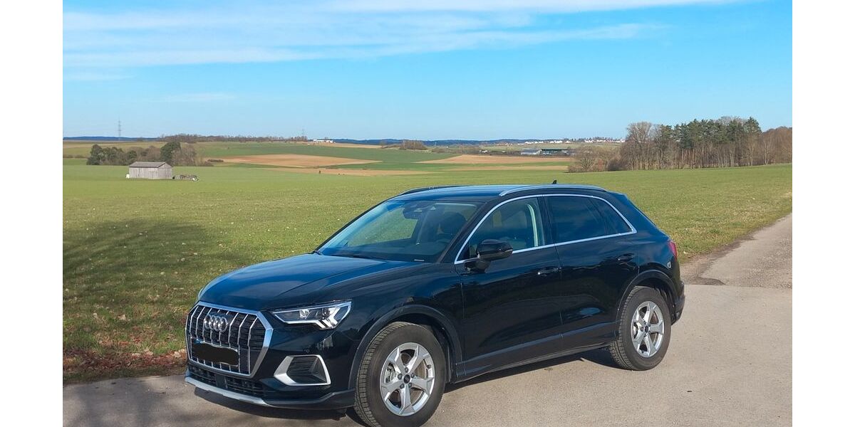 Audi Q3 8.700 km 39.000 &euro; Hitzhofen 85122