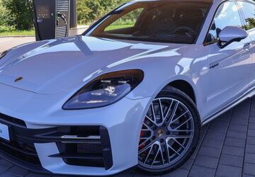 Porsche Panamera 9.500 km 152.500 &euro; Ingolstadt 85053