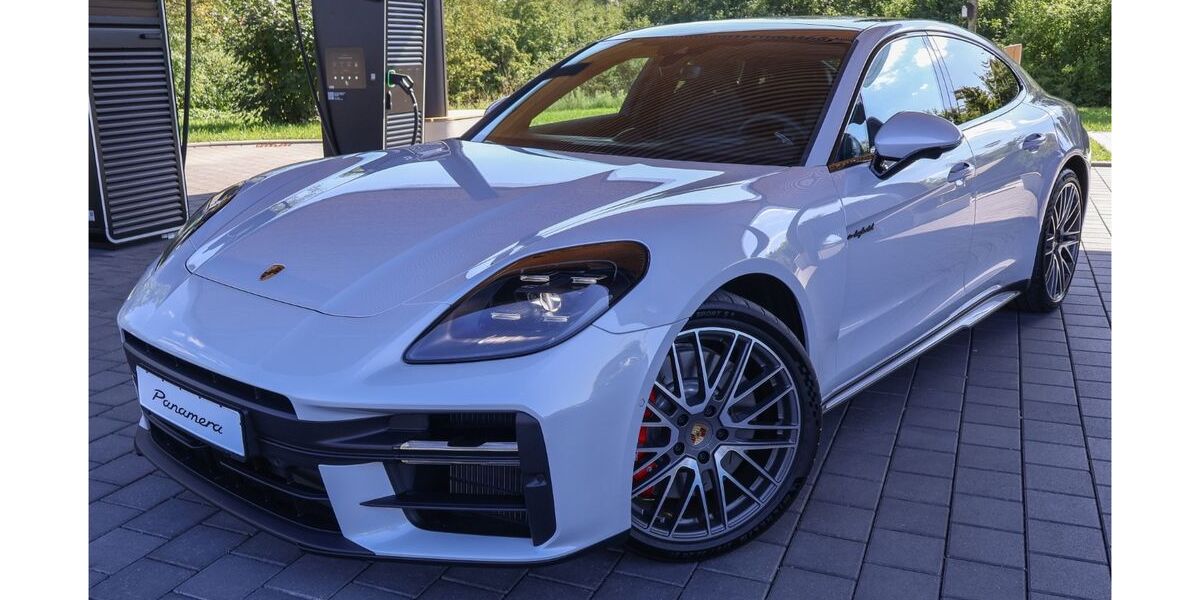 Porsche Panamera 9.500 km 152.500 &euro; Ingolstadt 85053