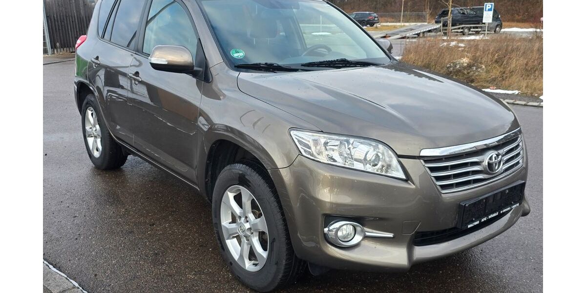 Toyota RAV 4 218.000 km 6.790 &euro; Reichertshofen 85084