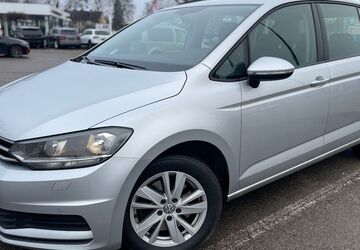 VW Touran 160.389 km 16.999 &euro; Neuburg an der Donau 86633