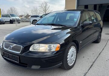 Volvo V70 319.400 km 1.998 &euro; Eitensheim 85117