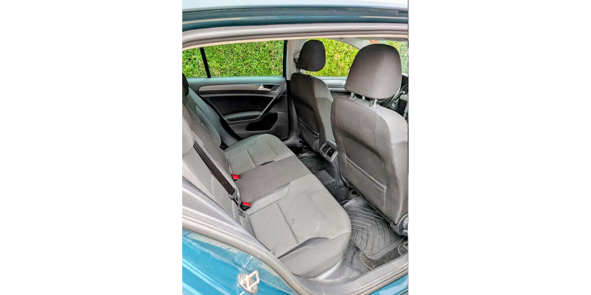 VW Golf 133.000 km 11.900 &euro; Eichstätt 85072