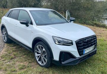 Audi Q2 13.000 km 37.990 &euro; Münchsmünster (Au) 85126