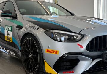 Mercedes-Benz C 63 AMG 25.000 km 76.900 &euro; Wolnzach 85283