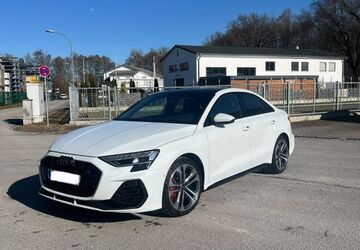 Audi S3 16.000 km 51.200 &euro; Neustadt / Donau 93333