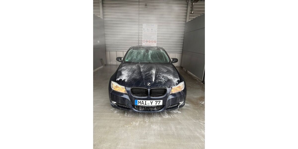 BMW 318 128.000 km 9.999 &euro; Mainburg 84048