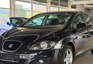 Seat Leon 126.250 km 6.399 &euro; Mainburg 84048