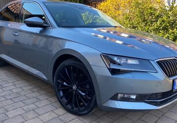 Skoda Superb 99.400 km 22.500 &euro; Ingolstadt 85051