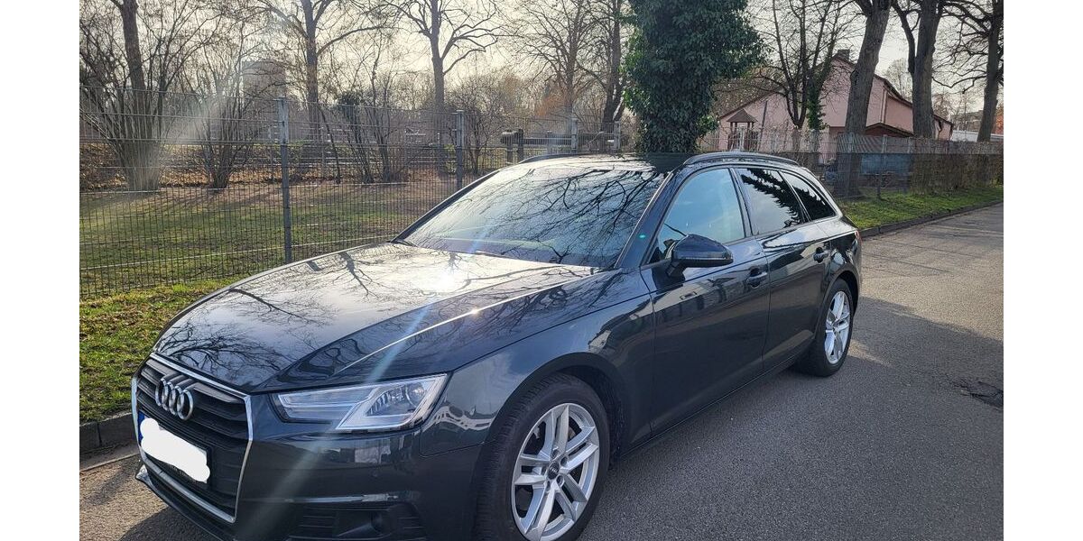 Audi A4 236.000 km 10.999 &euro; Ingolstadt 85055