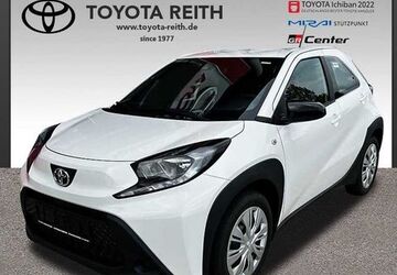 Toyota Aygo (X) 4.825 km 15.430 &euro; Pfaffenhofen 85276