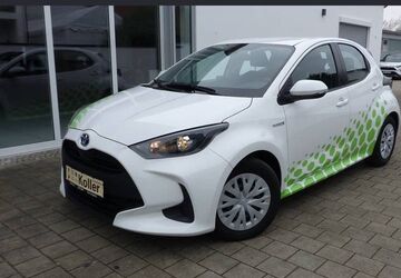Toyota Yaris 33.000 km 17.800 &euro; Bad Gögging 93333