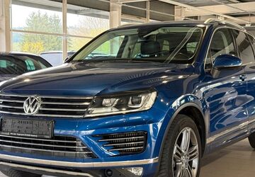 VW Touareg 164.300 km 23.999 &euro; Mainburg 84048