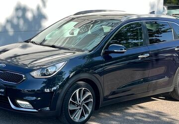 Kia Niro 107.300 km 15.390 &euro; Pfaffenhofen a. d. Ilm 85276