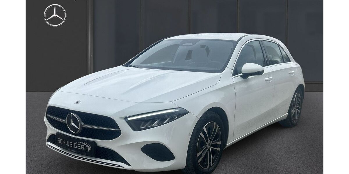 Mercedes-Benz A 180 11.527 km 29.850 &euro; Reichertshofen 85084