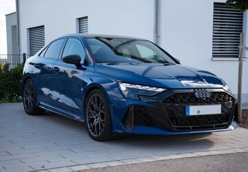 Audi RS3 7.900 km 68.900 &euro; Altmannstein 93336